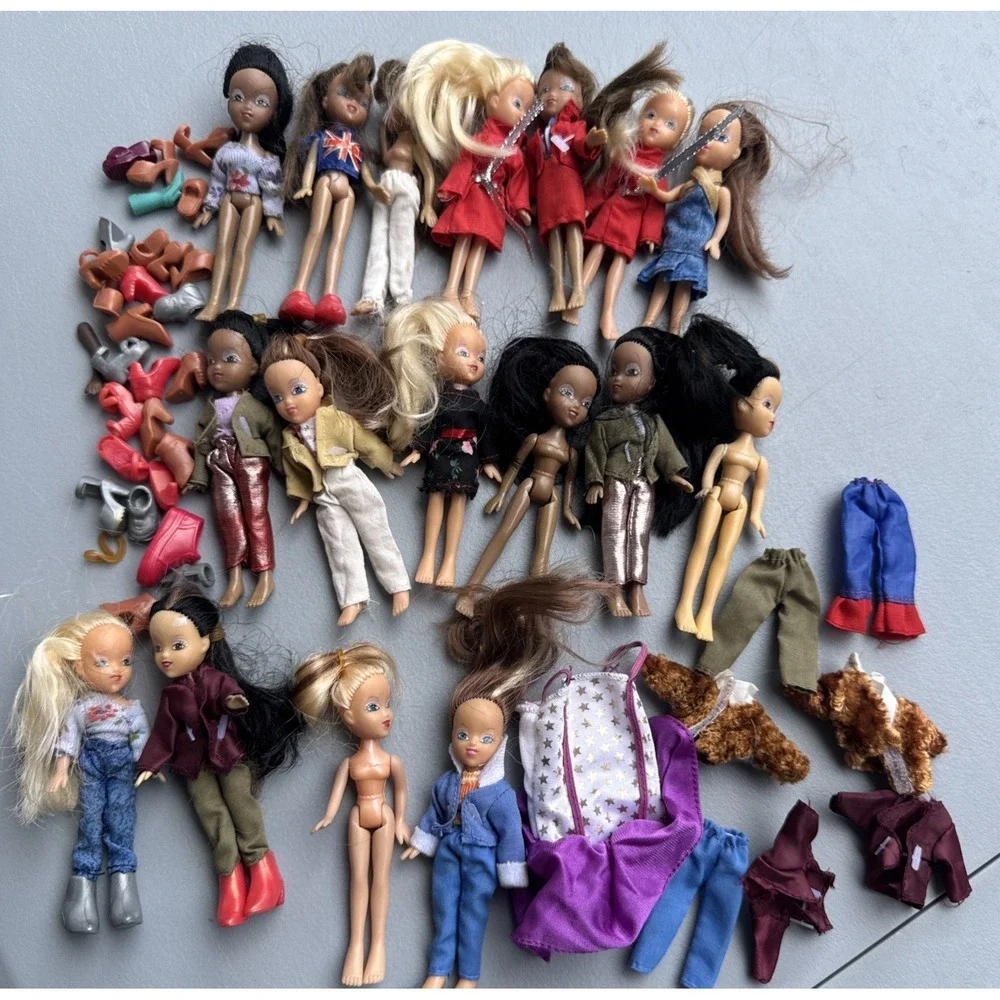 Lot Of 17 2003 STARLETZ 4